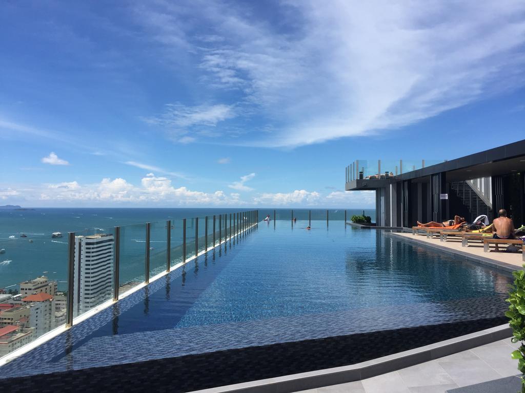 Base Central Pattaya By Alex Eksteriør bilde